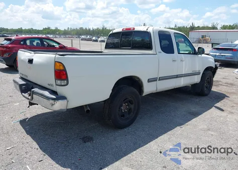 2001 Toyota Tundra Sr5 V8 from USA, damaged, VIN 5TBRT34101S145355
